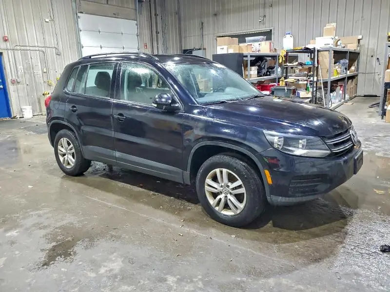 2016 VOLKSWAGEN TIGUAN S  