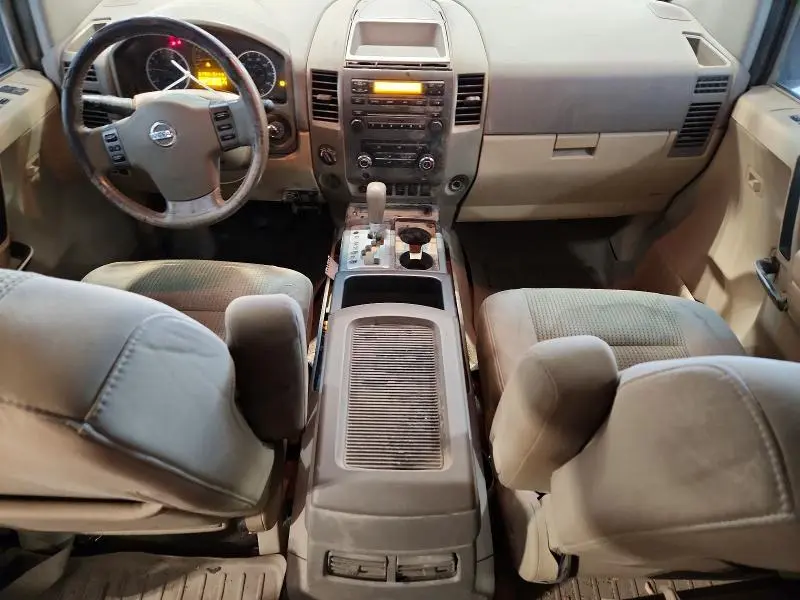 2010 NISSAN TITAN XE  