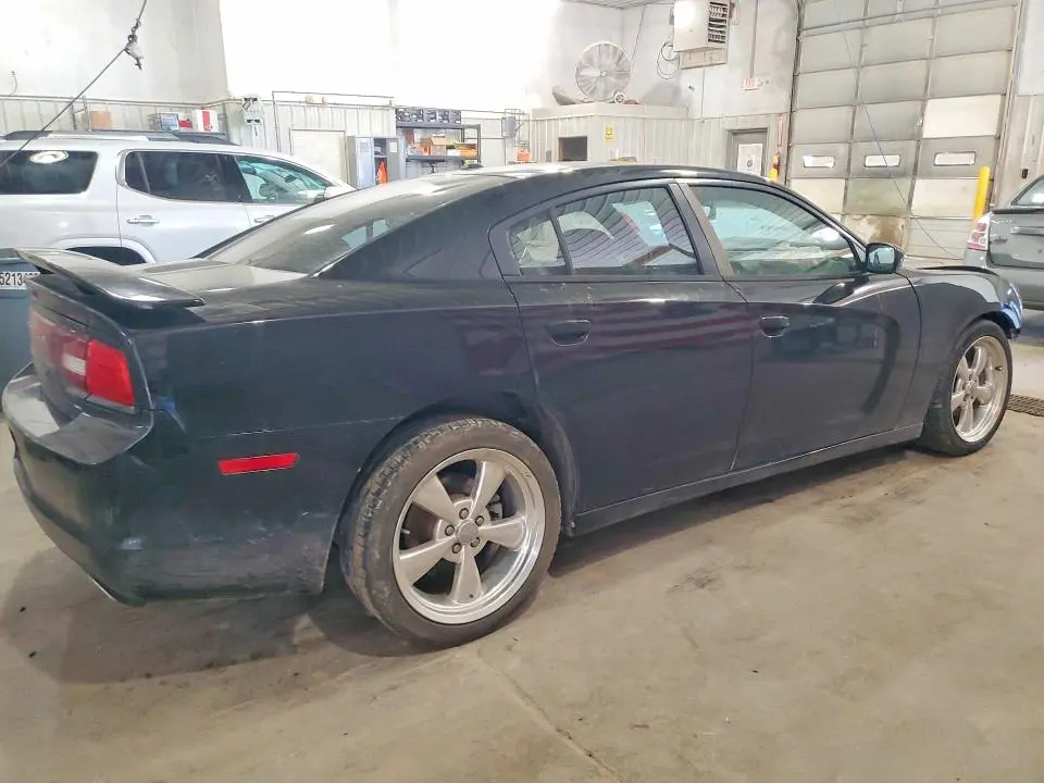 2013 DODGE CHARGER SXT  