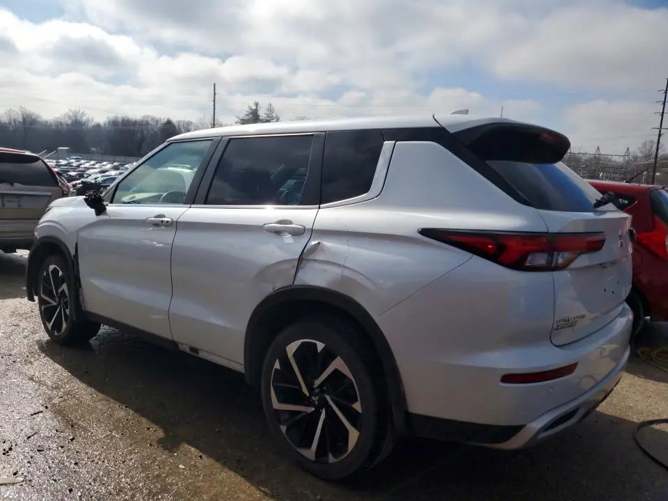 2023 MITSUBISHI OUTLANDER SE  