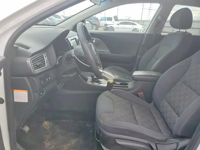 2019 KIA NIRO LX  