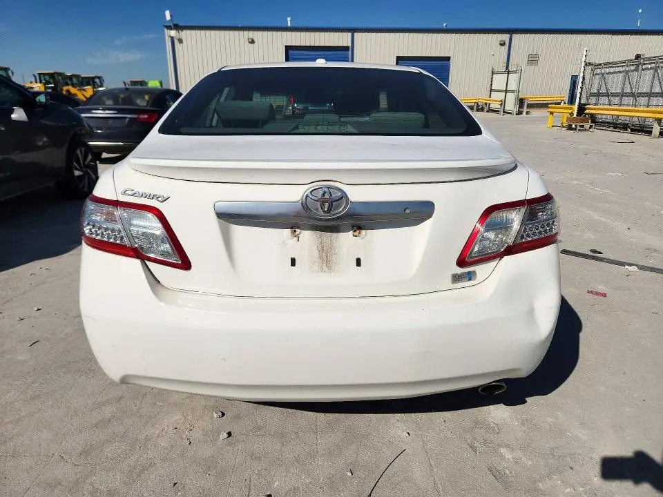 2010 TOYOTA CAMRY HYBRID  
