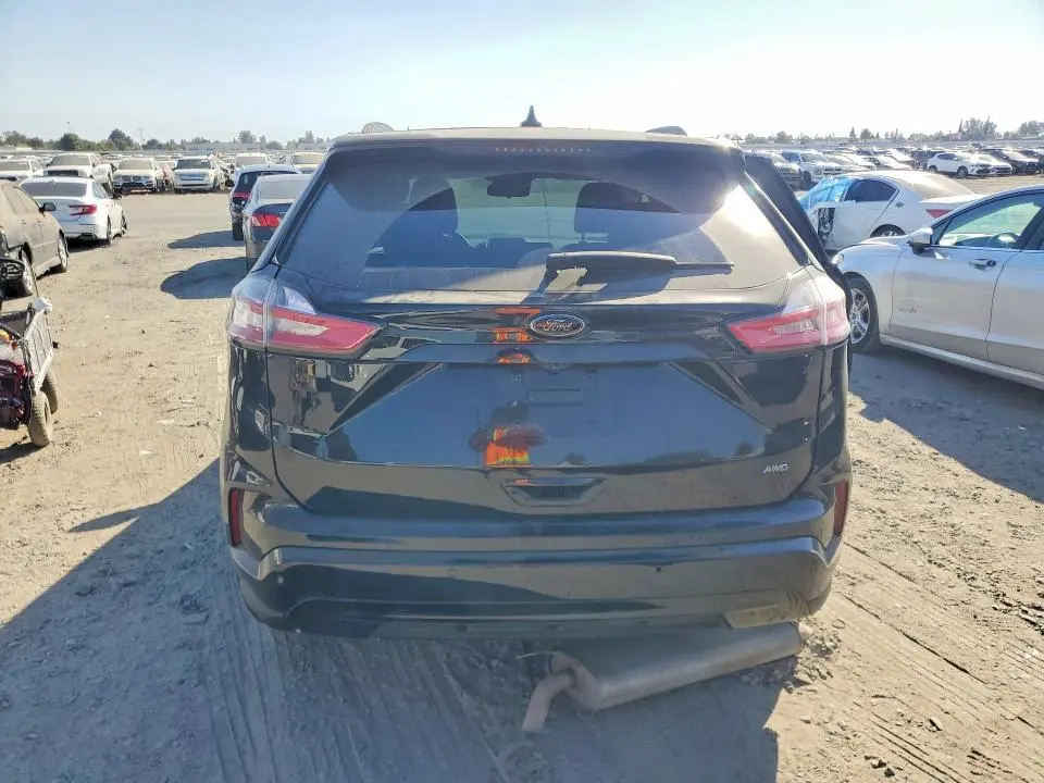 2022 FORD EDGE SE  