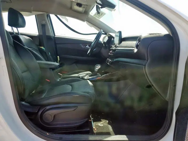 2019 KIA FORTE EX  
