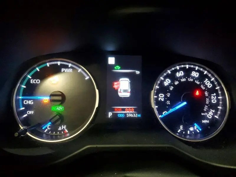 2022 TOYOTA RAV4 LE  