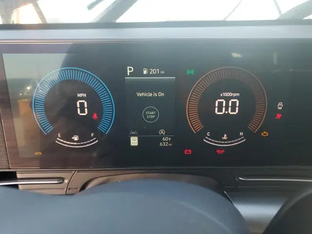2025 HYUNDAI KONA SE  