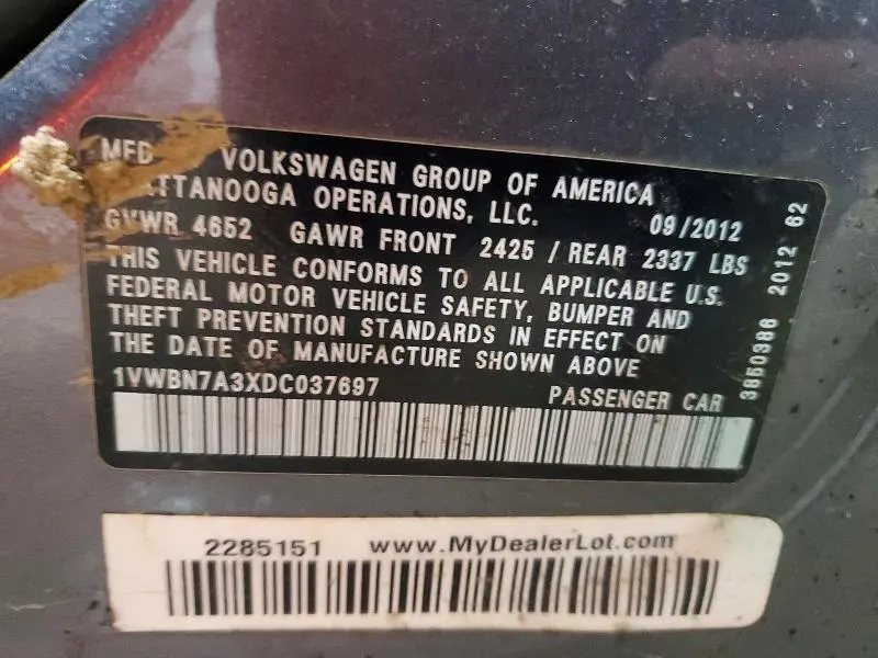 2013 VOLKSWAGEN PASSAT SE  