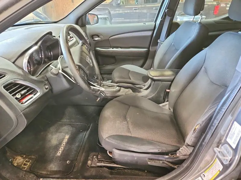 2013 DODGE AVENGER SE  