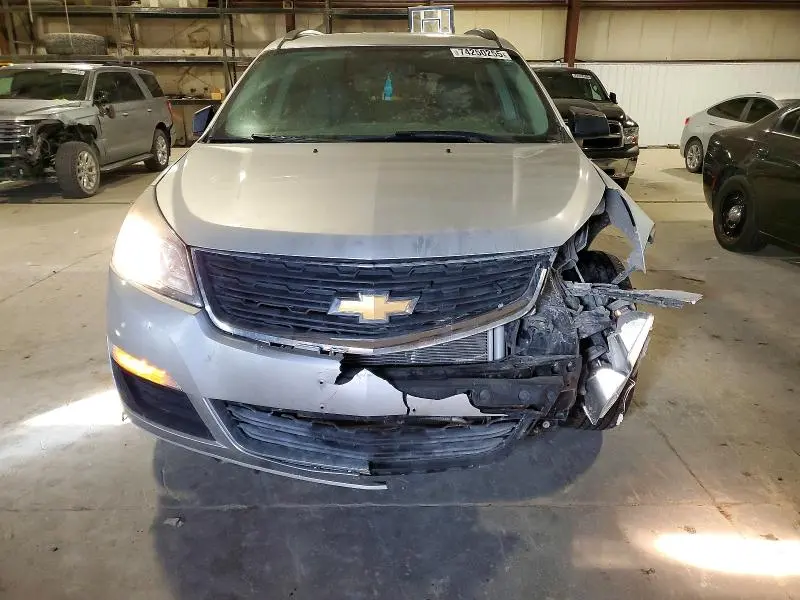 2015 CHEVROLET TRAVERSE LS  