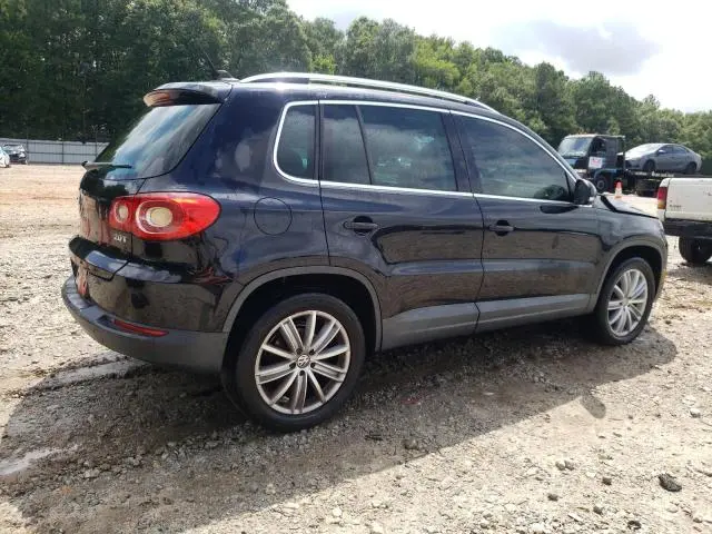 2011 VOLKSWAGEN TIGUAN S  