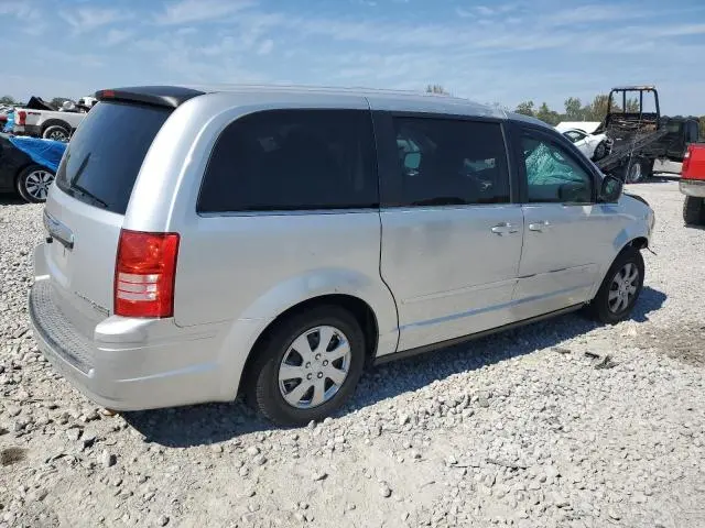 2010 CHRYSLER TOWN & COUNTRY LX  