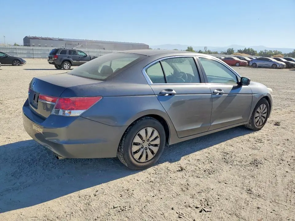 2011 HONDA ACCORD LX  
