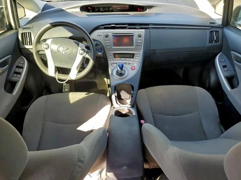 2013 TOYOTA PRIUS   