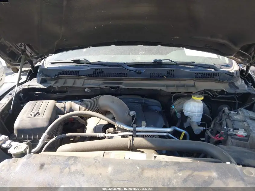 2018 RAM 1500 EXPRESS  4X4 6'4 BOX
