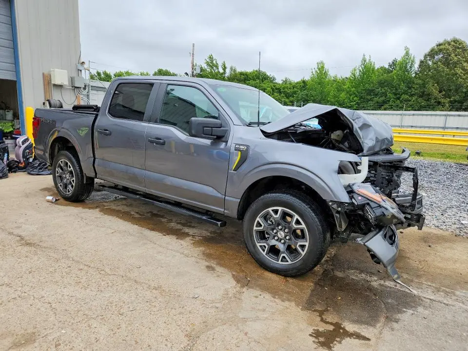 2024 FORD F150 STX  