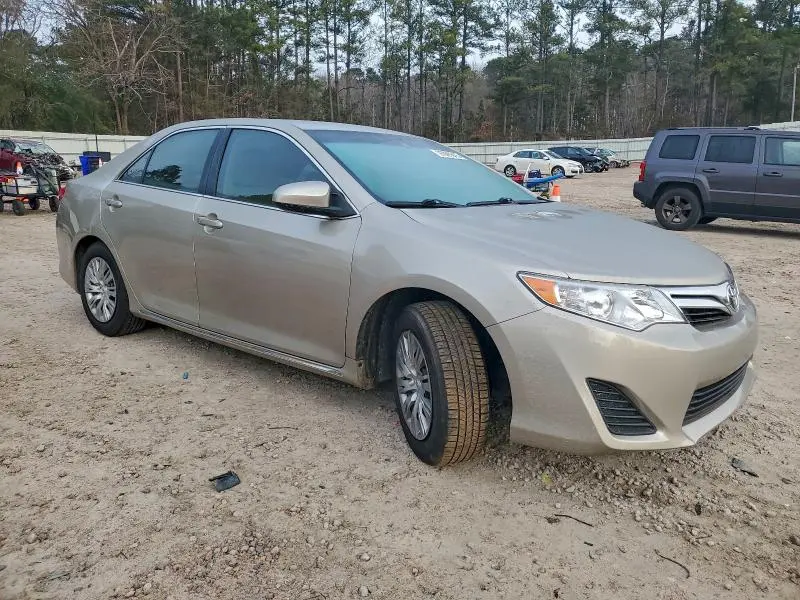 2014 TOYOTA CAMRY L  