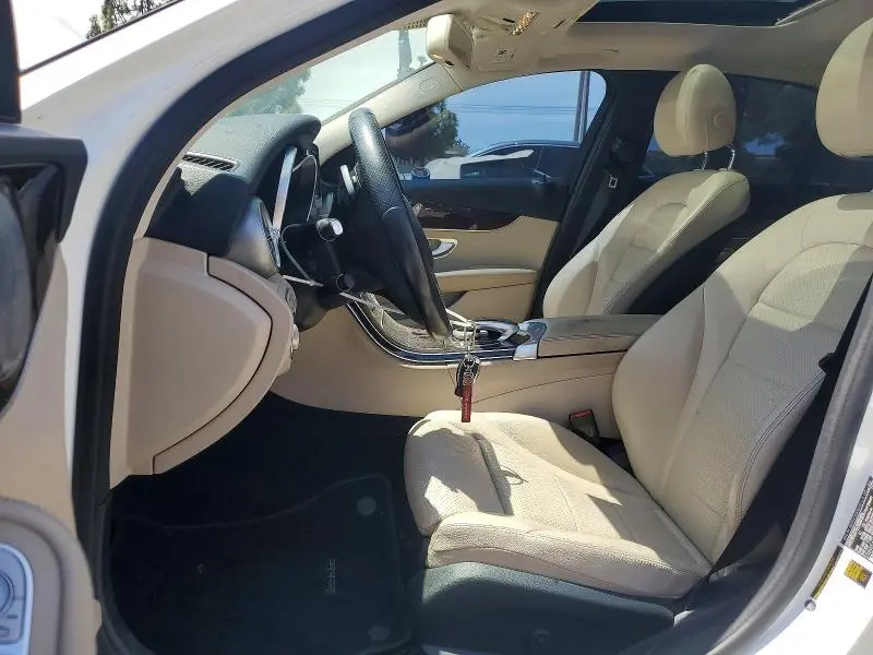 2015 MERCEDES-BENZ C 300 4MATIC  