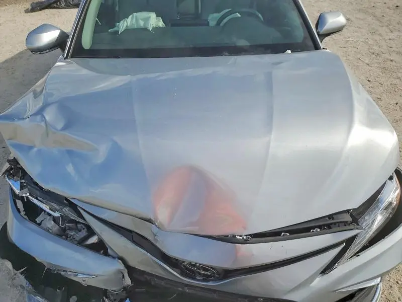 2023 TOYOTA CAMRY XLE  