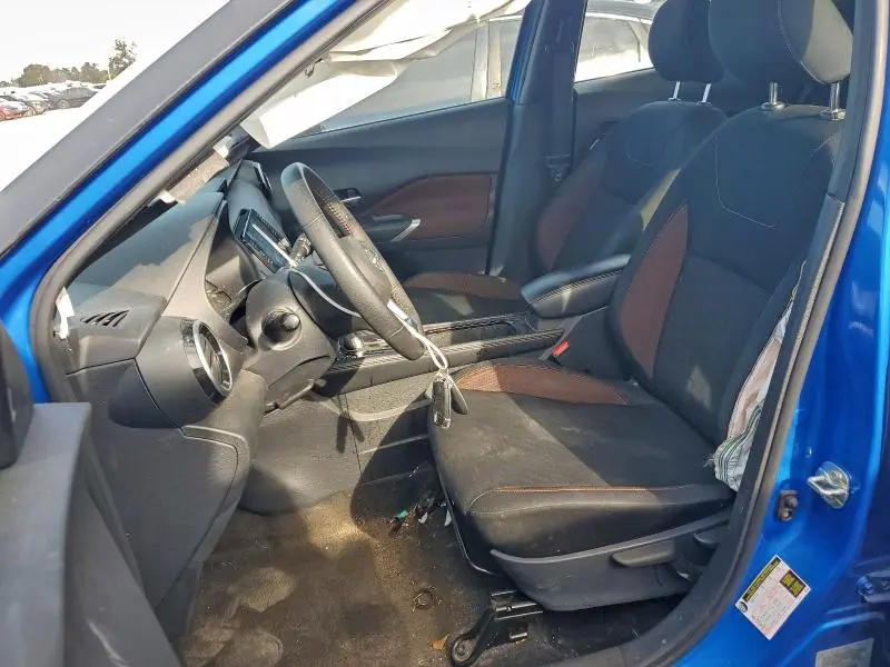 2024 NISSAN KICKS SR  