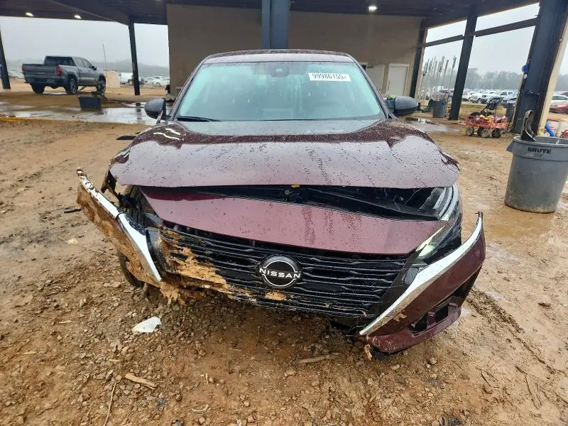 2024 NISSAN ALTIMA SV  