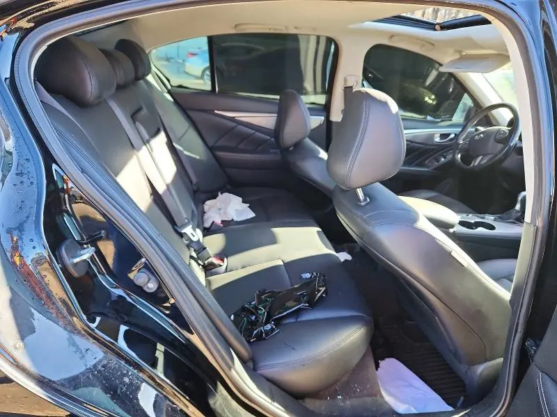 2015 INFINITI Q50 PREMIUM  