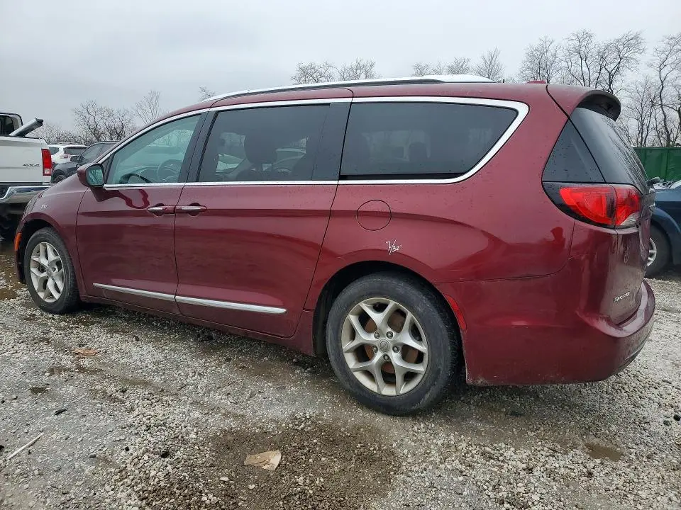 2019 CHRYSLER PACIFICA TOURING L  