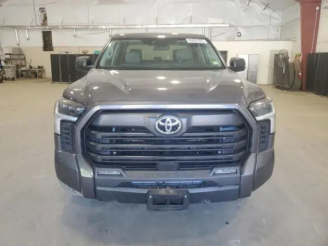 2024 TOYOTA TUNDRA CREWMAX SR  