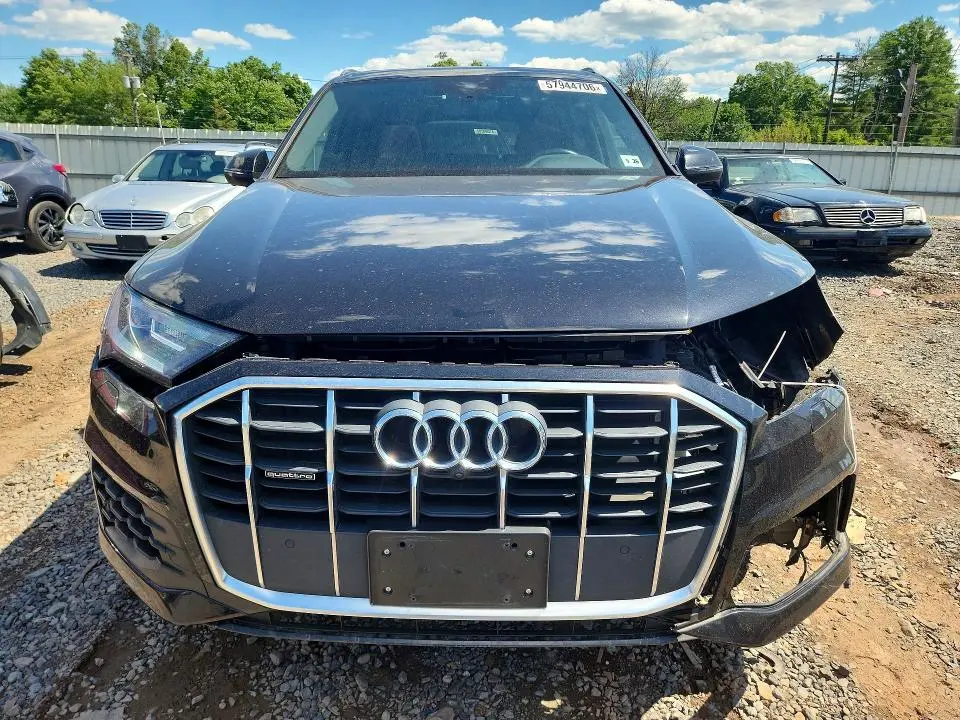 2021 AUDI Q7 PREMIUM  