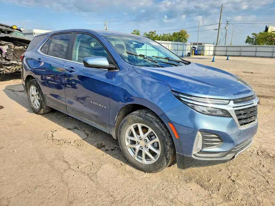 2024 CHEVROLET EQUINOX LT  