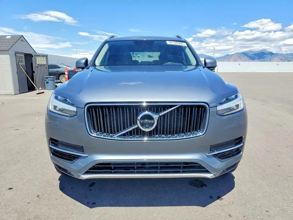 2016 VOLVO XC90 T8  