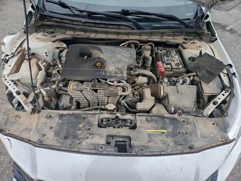 2019 NISSAN ALTIMA SR  