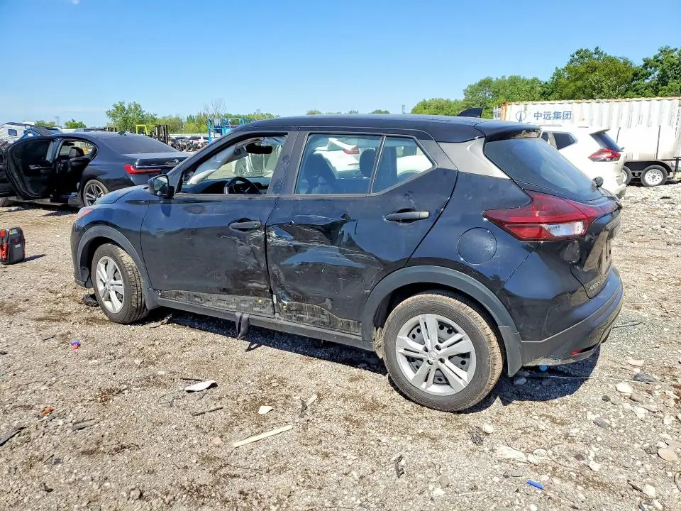 2023 NISSAN KICKS S  