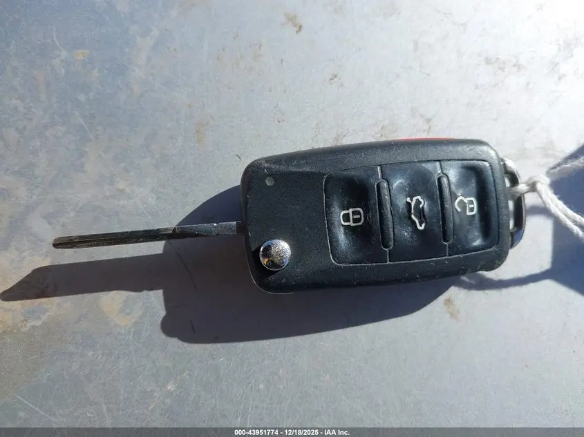 2016 VOLKSWAGEN JETTA 1.4T S