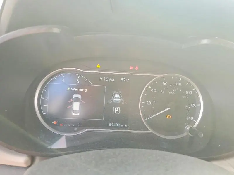 2021 NISSAN VERSA SV  