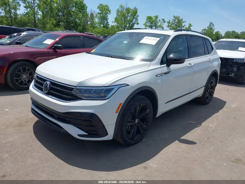 2023 VOLKSWAGEN TIGUAN 2.0T SE R-LINE BLACK