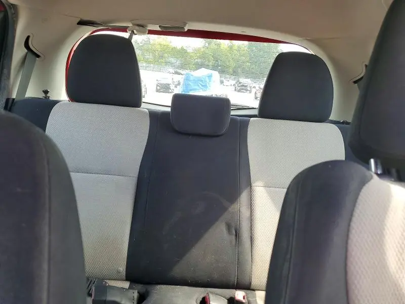 2013 TOYOTA YARIS 5-DOOR L  
