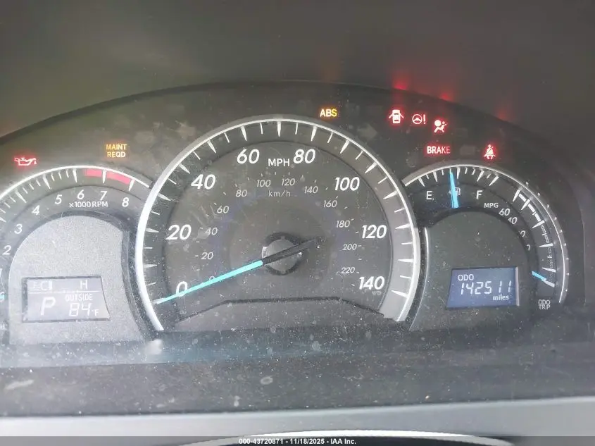 2014 TOYOTA CAMRY XLE