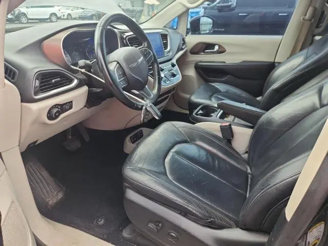 2017 CHRYSLER PACIFICA TOURING L  