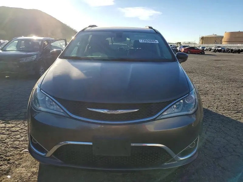 2017 CHRYSLER PACIFICA TOURING L  