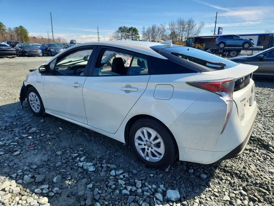 2017 TOYOTA PRIUS   