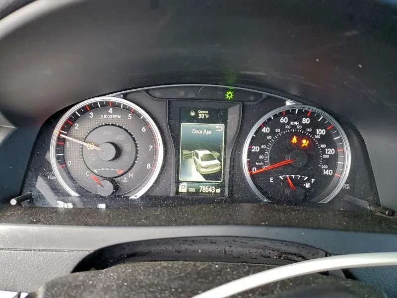 2017 TOYOTA CAMRY LE  