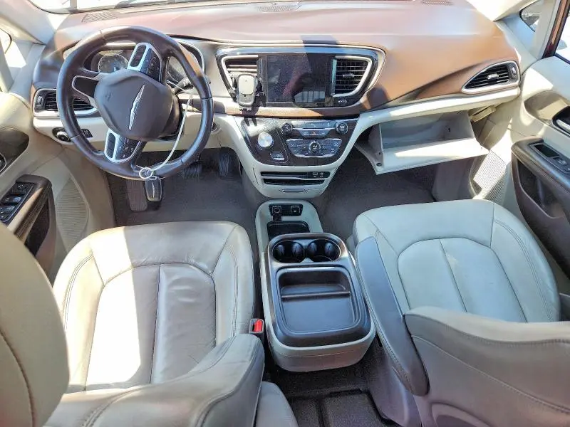 2017 CHRYSLER PACIFICA TOURING L  
