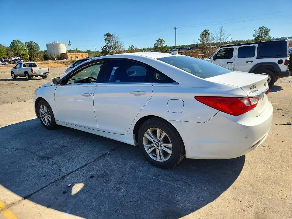 2013 HYUNDAI SONATA GLS  