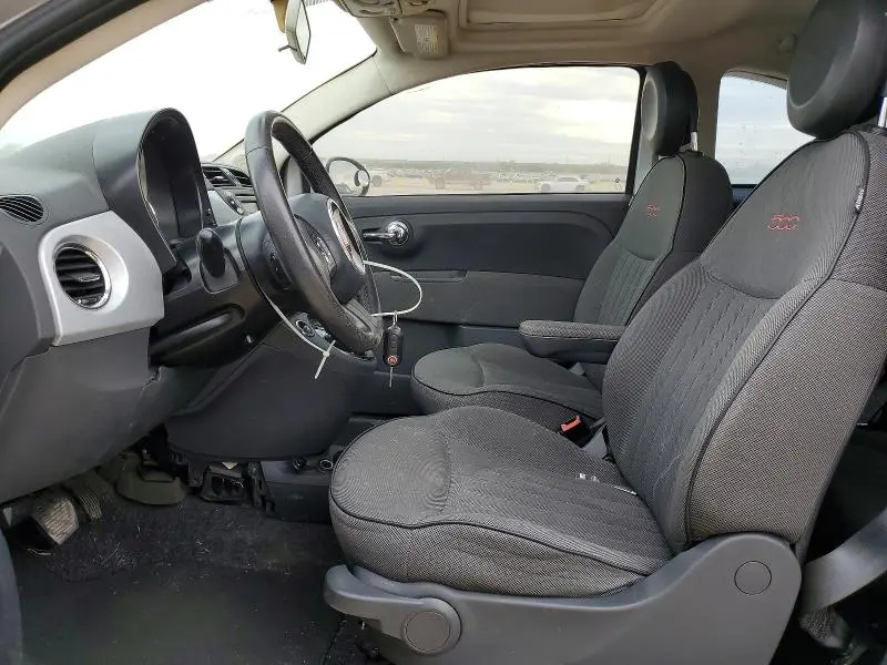 2012 FIAT 500 LOUNGE  