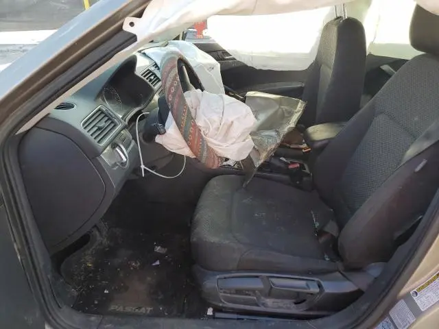 2015 VOLKSWAGEN PASSAT S