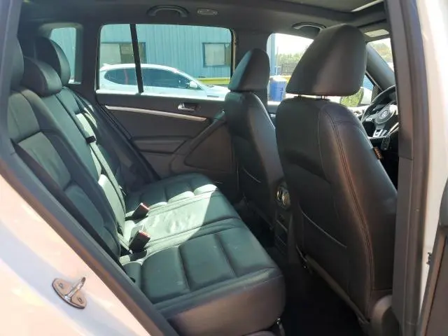 2014 VOLKSWAGEN TIGUAN S  