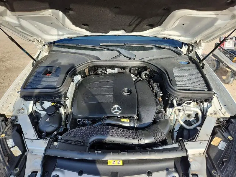 2020 MERCEDES-BENZ GLC 300  