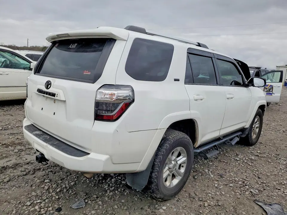 2024 TOYOTA 4RUNNER SR5 PREMIUM  