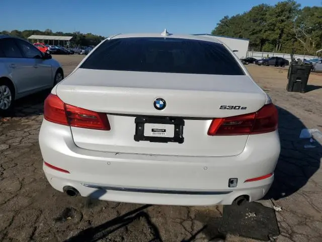 2019 BMW 530E   