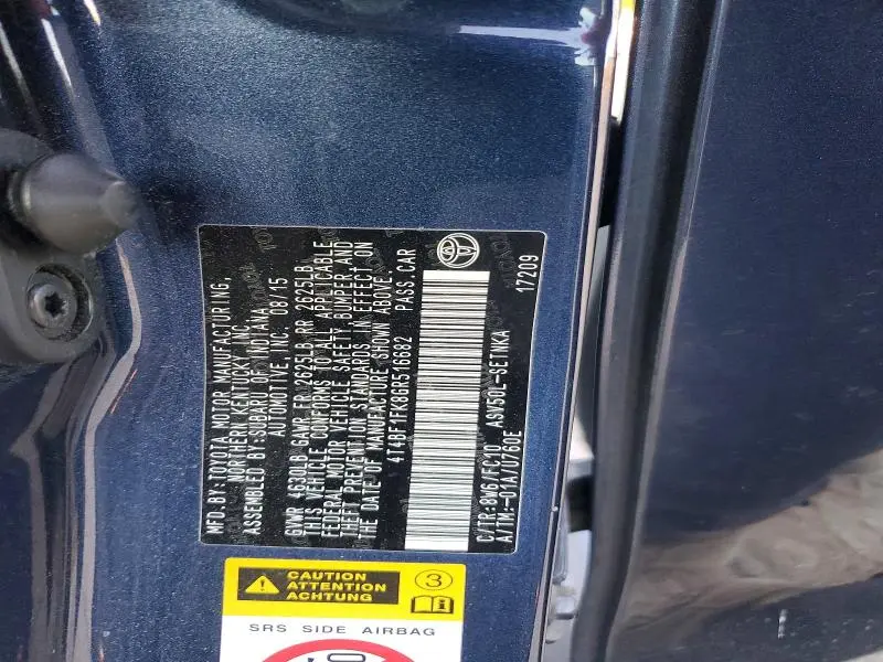 2016 TOYOTA CAMRY LE  